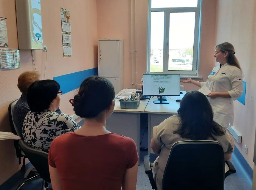 Сегодня состоялось занятие «Школа для пациентов с хроническим гастритом и язвенной болезнью»